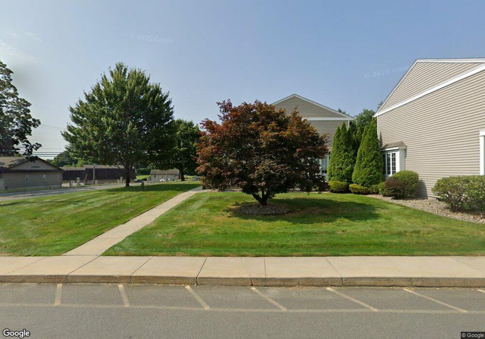 101 Meadowecrest Cir unit 1, 101, Ludlow, MA 01056 - photo 1