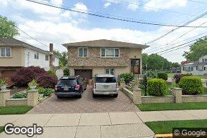 47 Albert St, Moonachie, NJ 07074