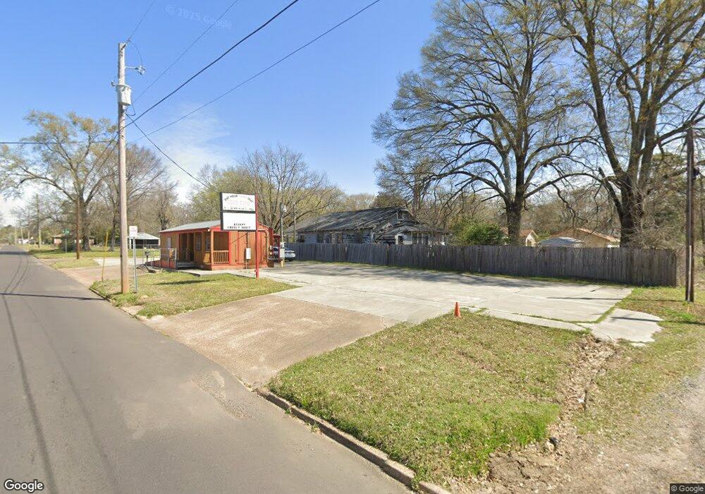 2119 W 16th St, Texarkana, TX 75501 - photo 1