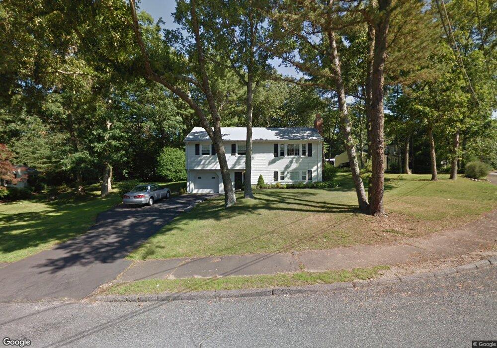 11 Flint Locke Ln, Medfield, MA 02052 - photo 1