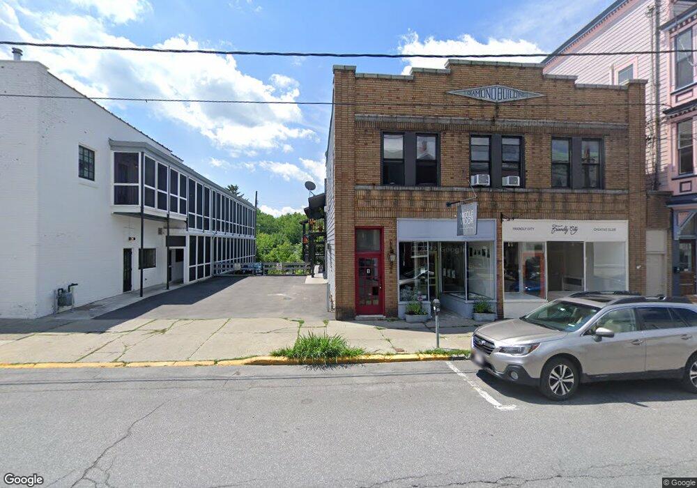 729 Warren St, Hudson, NY 12534 - photo 1