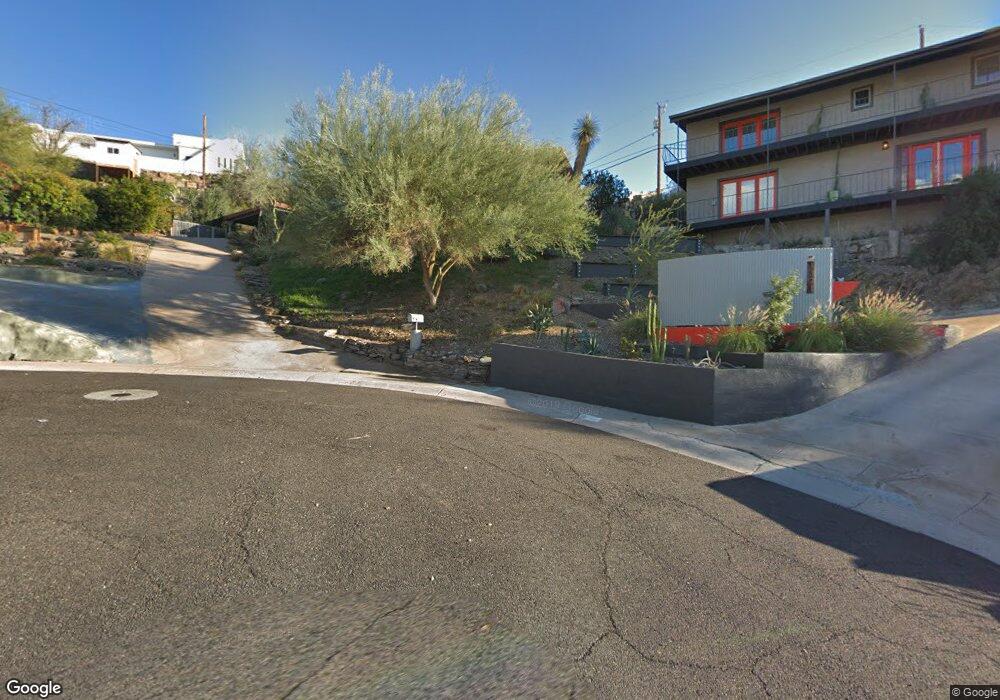 1327 E Echo Ln, Phoenix, AZ 85020 - photo 1