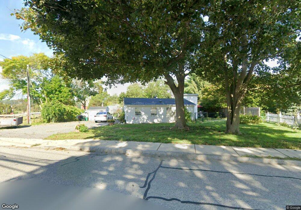 34 Cherry St, Gloucester, MA 01930 - photo 1