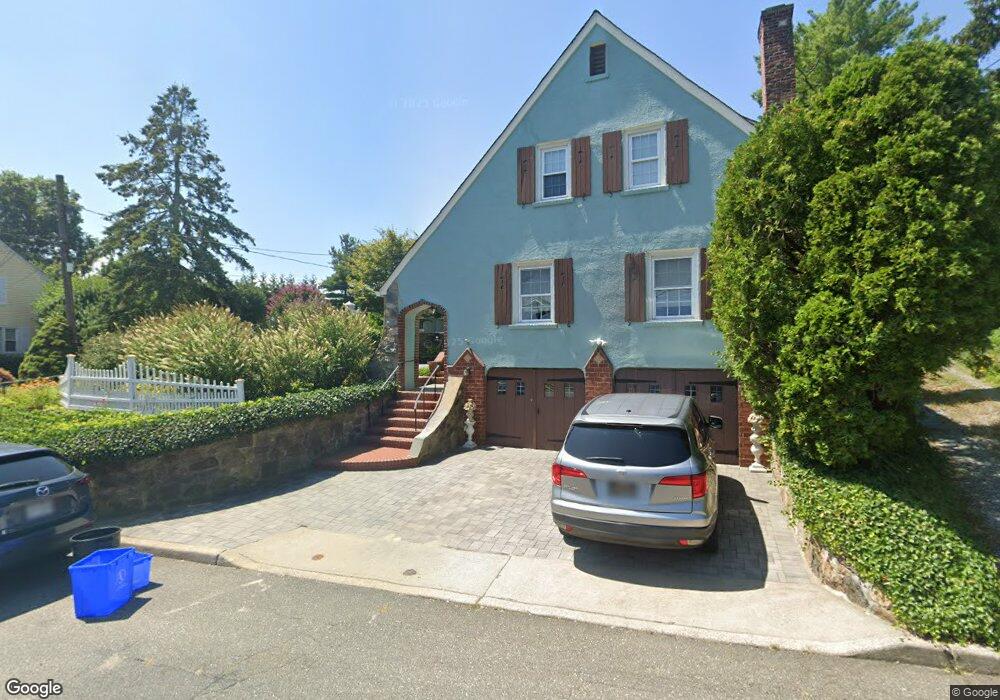 48 Valentine Ave unit A, Glen Cove, NY 11542 - photo 1