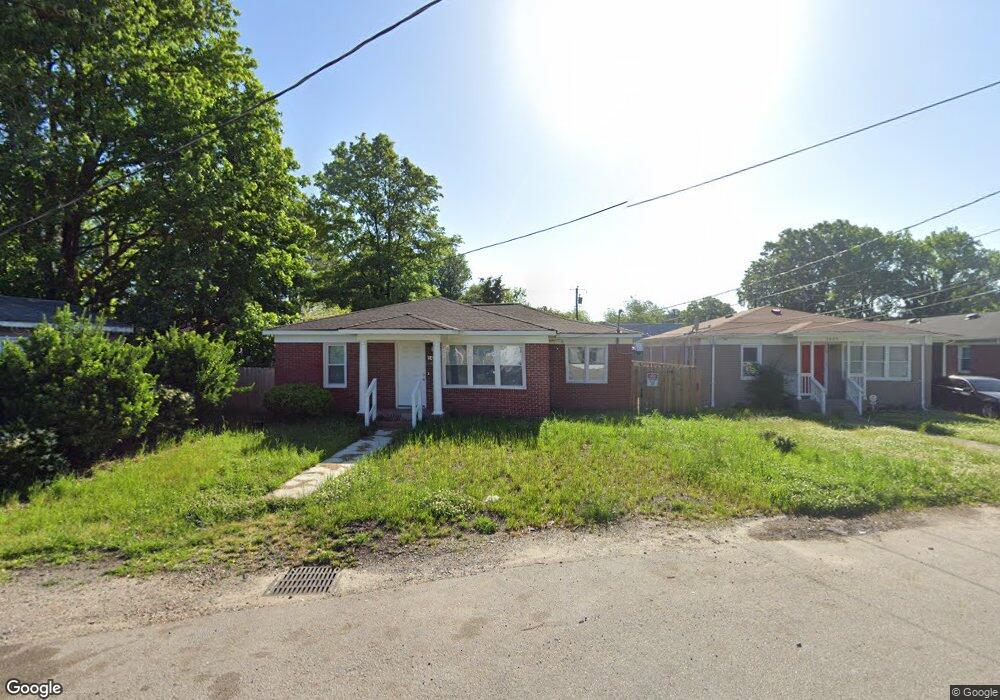2423 Staunton Ave, Portsmouth, VA 23704 - photo 1