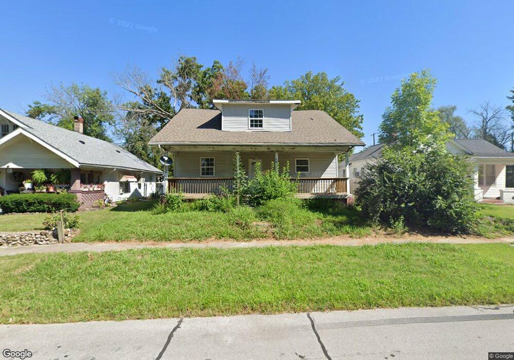 905 Bond St, Moberly, MO 65270 - photo 1