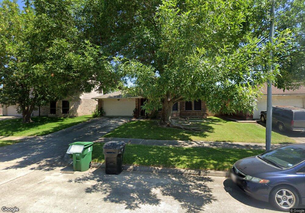 9411 Lettie Ave, Houston, TX 77075 - photo 1