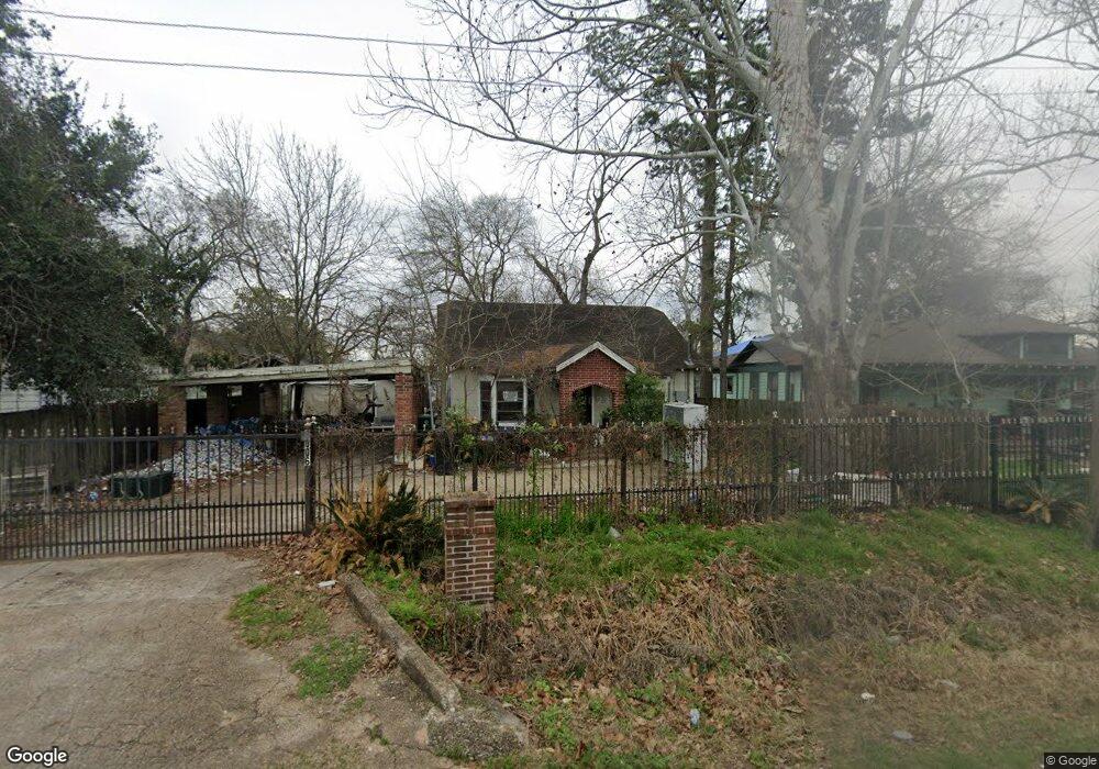 8006 Melrose St, Houston, TX 77022 - photo 1