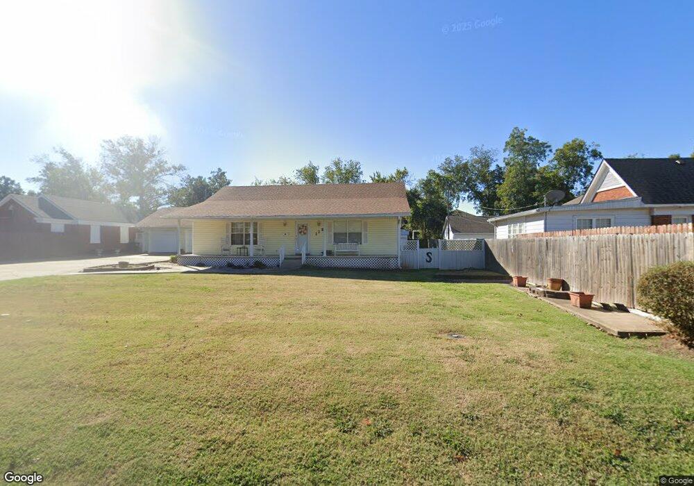 119 W Rosa St, Shawnee, OK 74804 - photo 1