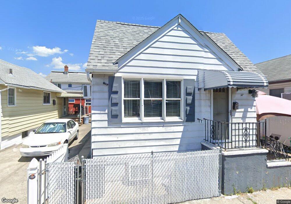 114 Bevy Ct, Brooklyn, NY 11229 - photo 1