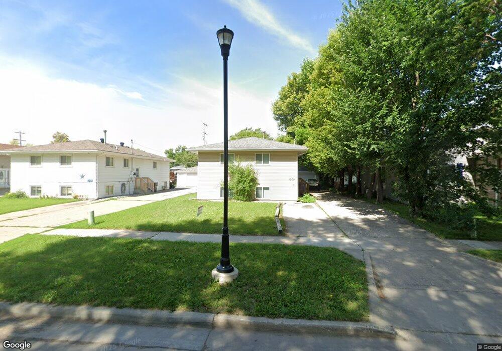 1305 16 1 2 St S, Fargo, ND 58103 - photo 1