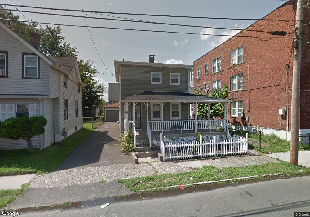 94 Elizabeth St unit 94, Bridgeport, CT 06610 - photo 1