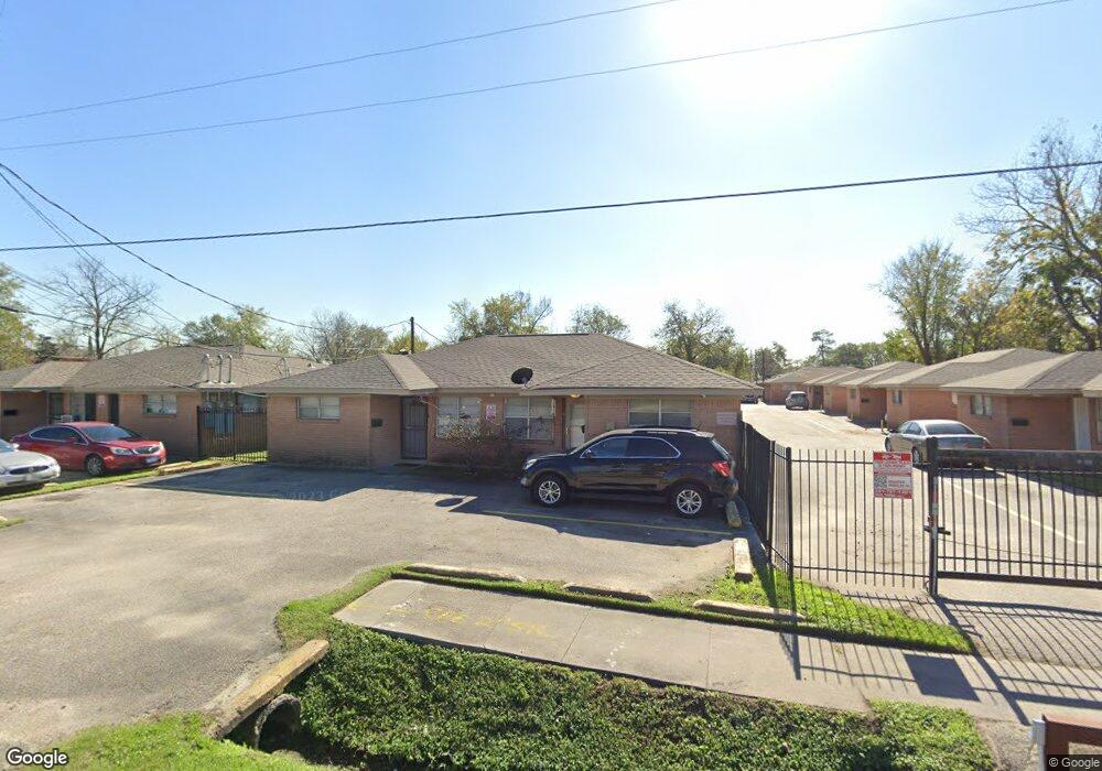 5444 Minden St, Houston, TX 77026 - photo 1