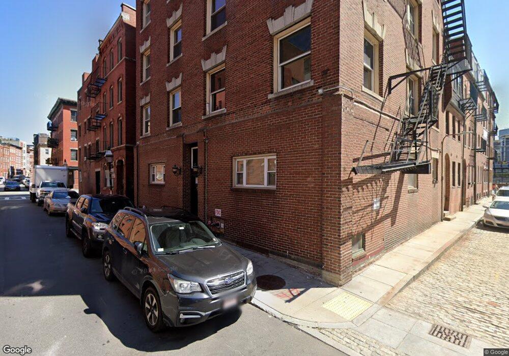 7 Stillman Place unit 6, Boston, MA 02113 - photo 1