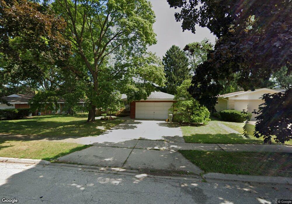 411 N Berwick Blvd, Waukegan, IL 60085 - photo 1