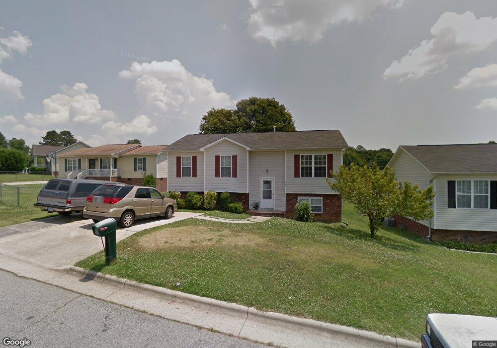 729 Paramount St, High Point, NC 27260 - photo 1