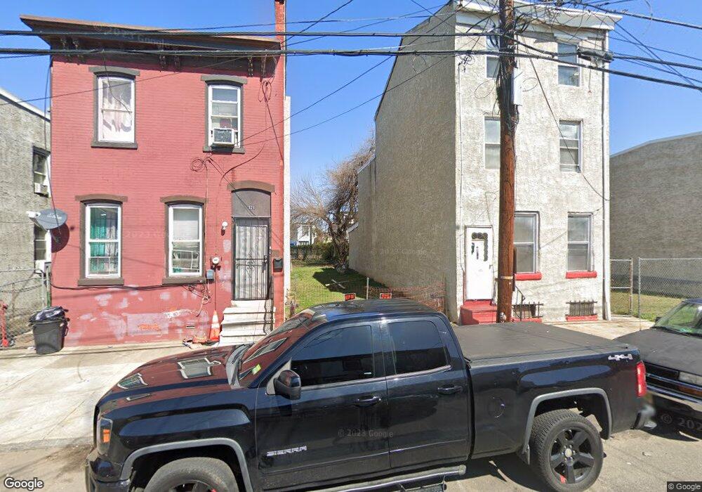 323 Walnut St, Camden, NJ 08103 - photo 1