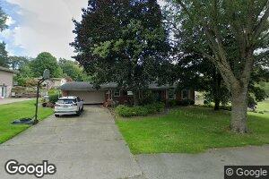 35 Oak Hill Dr, West Middlesex, PA 16159