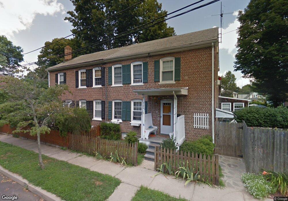 33 Plum St, Fairfield, CT 06824 - photo 1