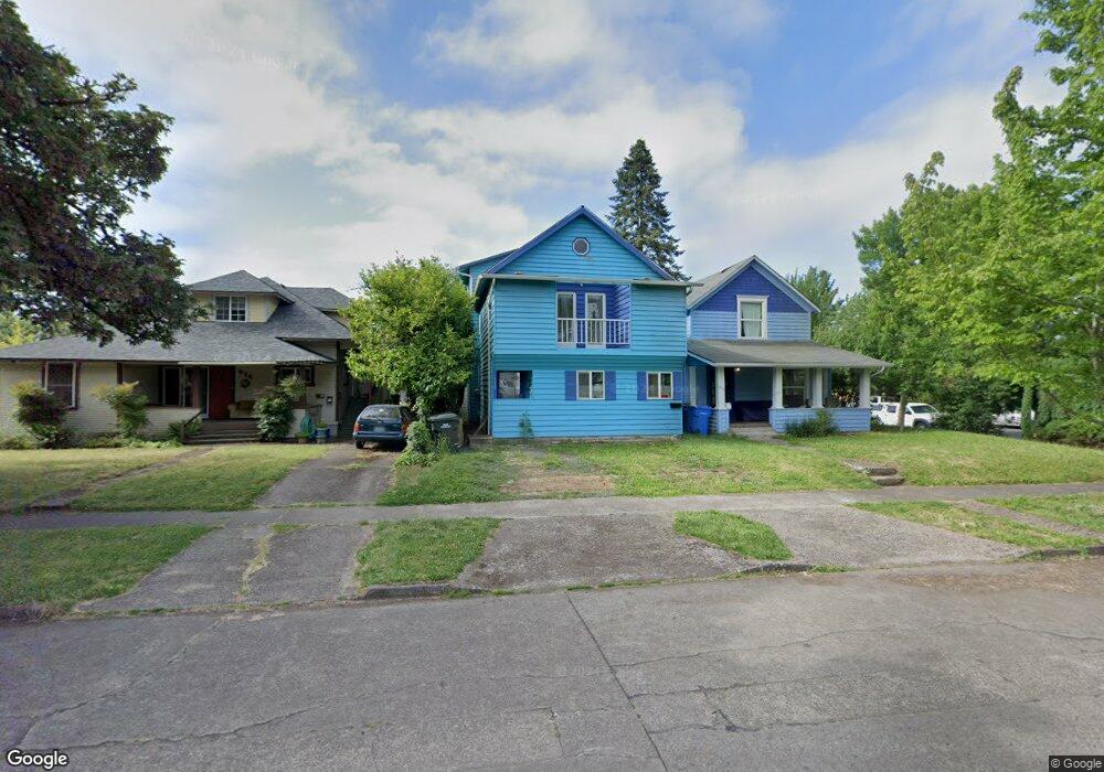 990 W 10th Ave, Eugene, OR 97402 - photo 1