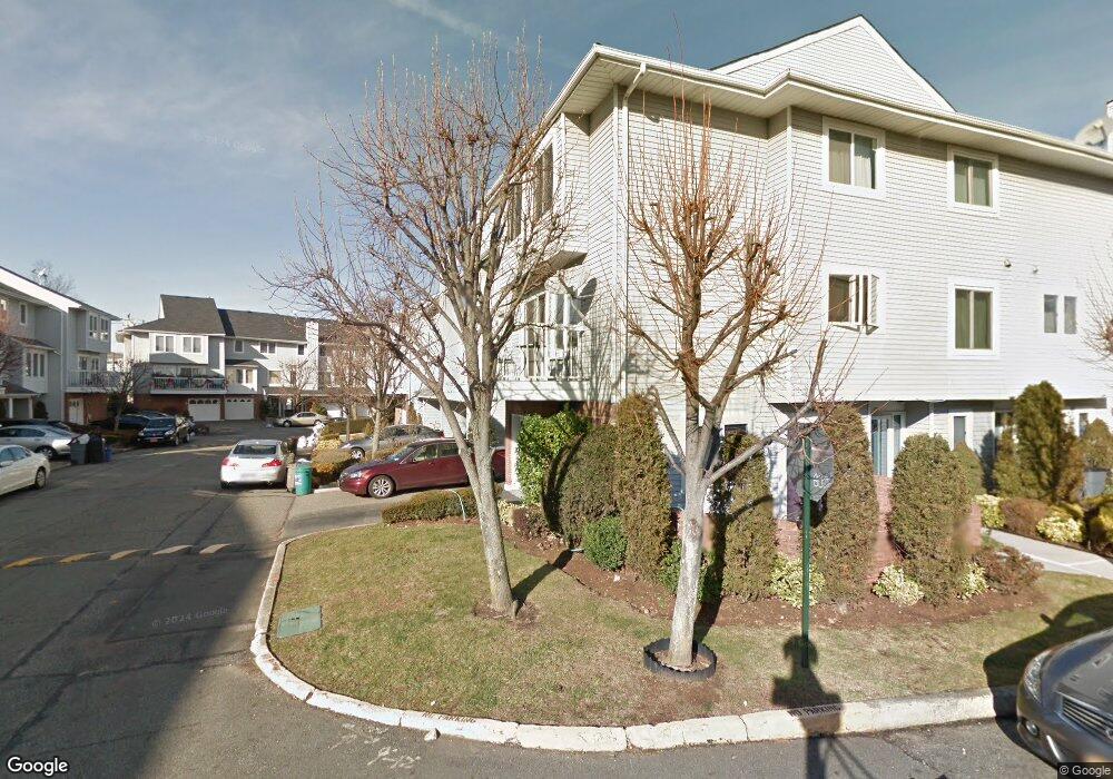 131 Admiralty Loop, Staten Island, NY 10309 - photo 1
