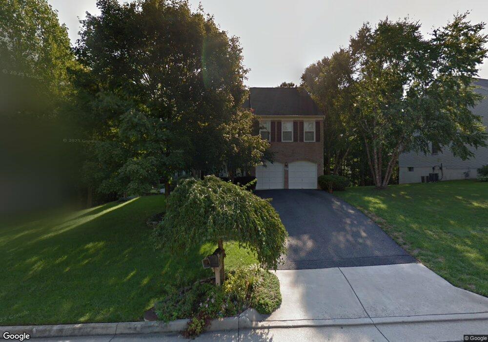 8951 Cross Chase Cir, Lorton, VA 22079 - photo 1