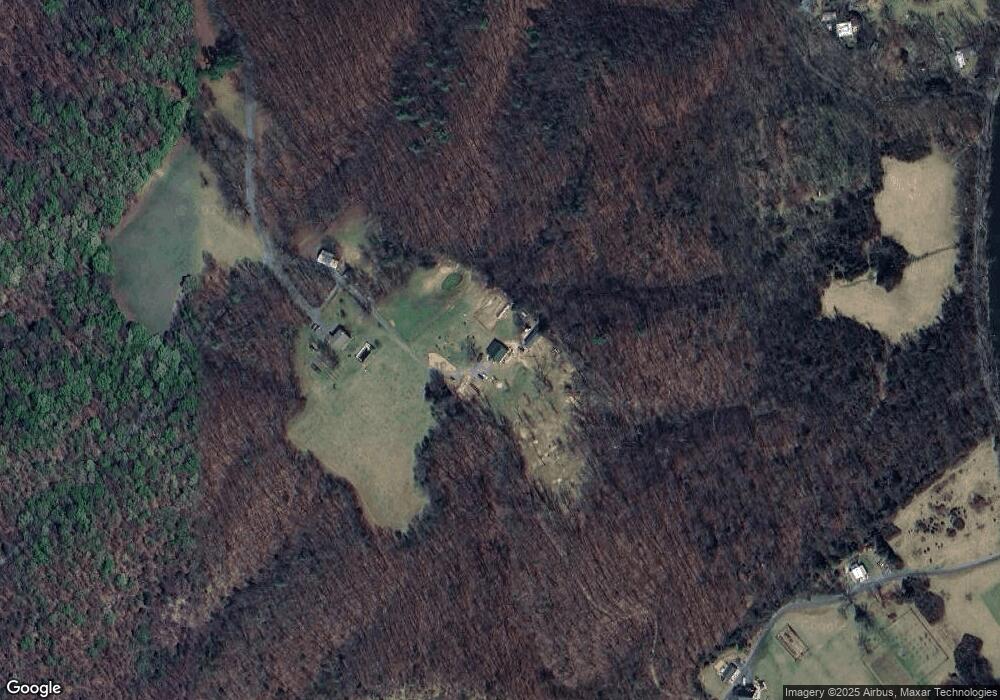 323 Deep Hollow Ln, Strasburg, VA 22657 - photo 1