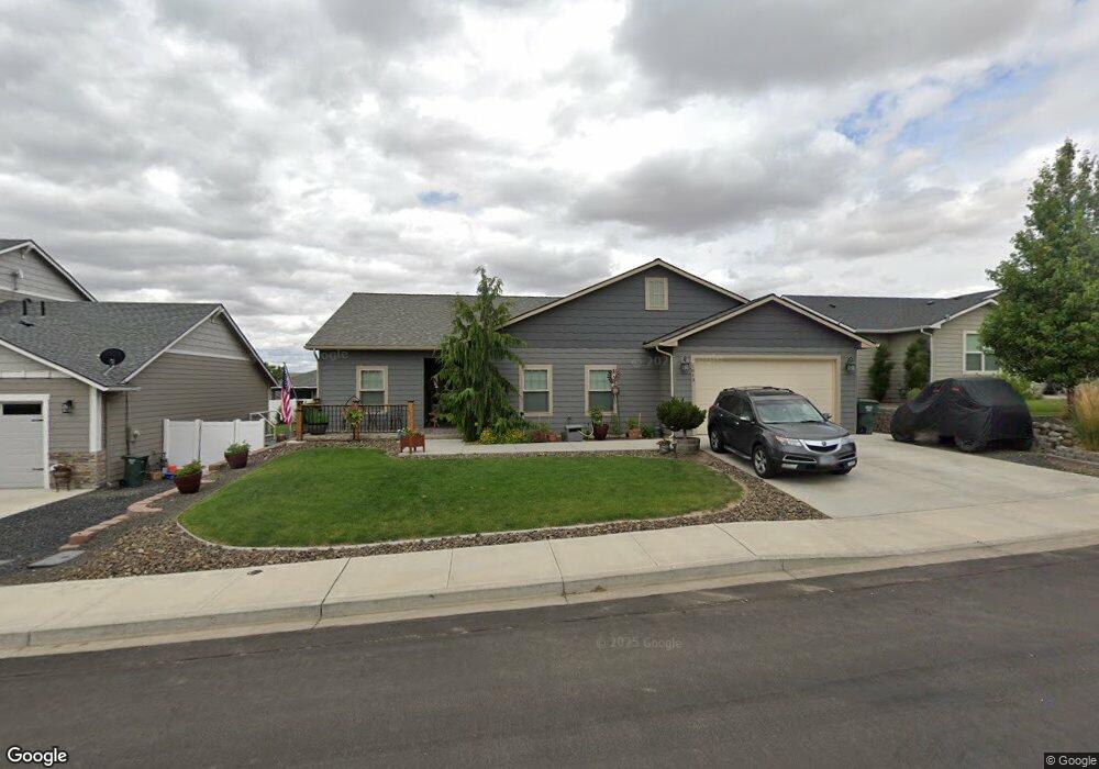 1813 SW 1st St, Pendleton, OR 97801 - photo 1