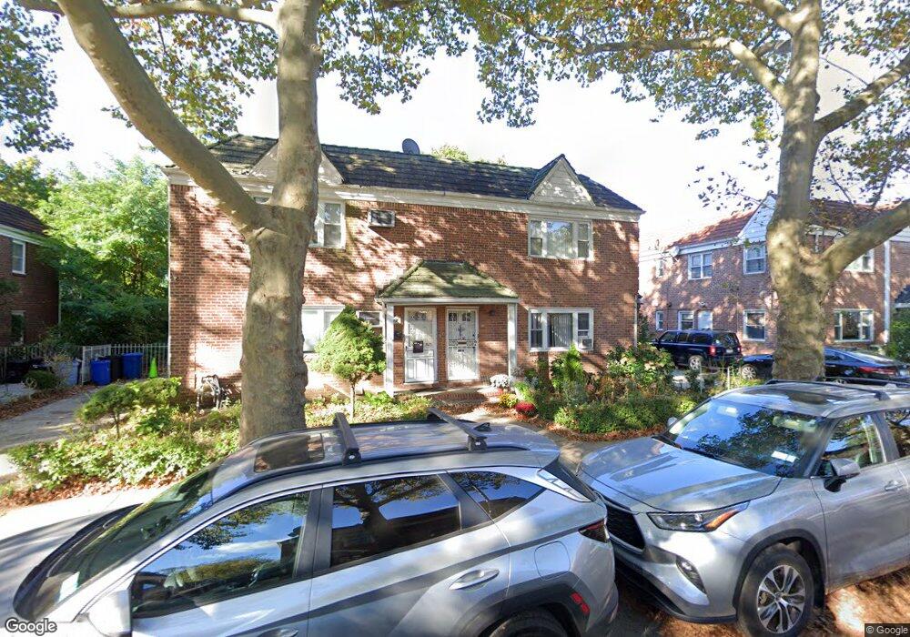 7310 198th St, Fresh Meadows, NY 11366 - photo 1