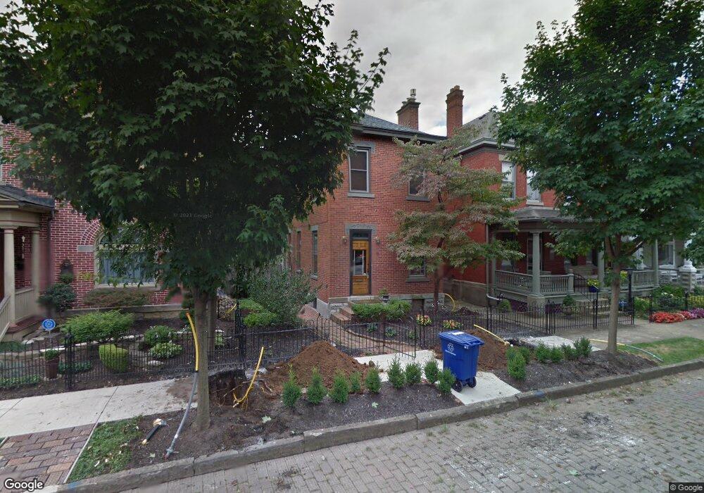 39 E Mithoff St, Columbus, OH 43206 - photo 1