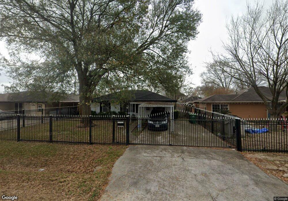 13418 Louisville St, Houston, TX 77015 - photo 1