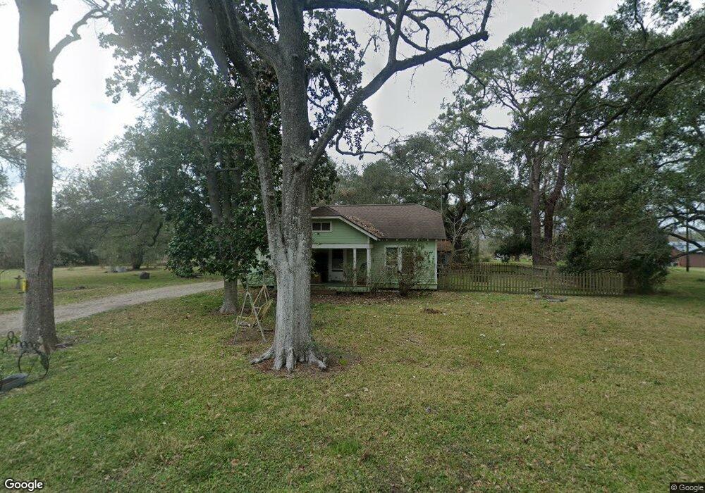 751 County Road 146, Alvin, TX 77511 - photo 1