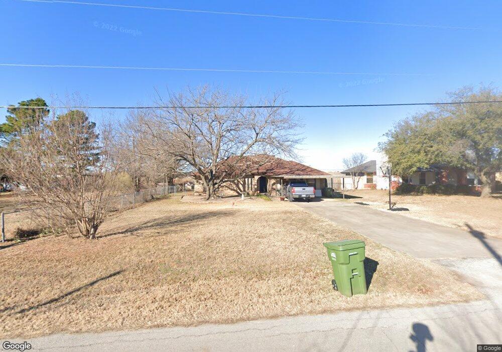 805 N Avenue E, Springtown, TX 76082 - photo 1