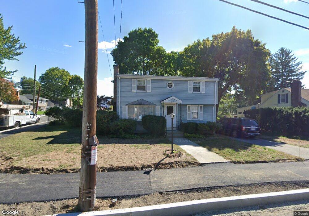 58 Potter Rd, Waltham, MA 02453 - photo 1