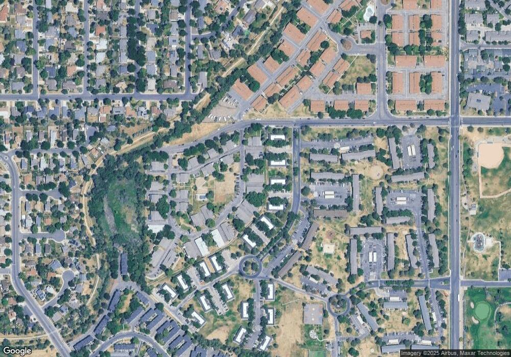 74 Nome Way unit B, Aurora, CO 80012 - photo 1