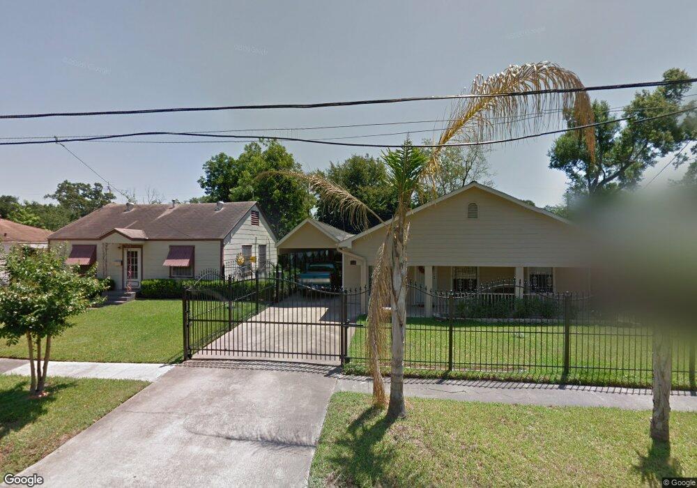 1616 Tabor St, Houston, TX 77009 - photo 1