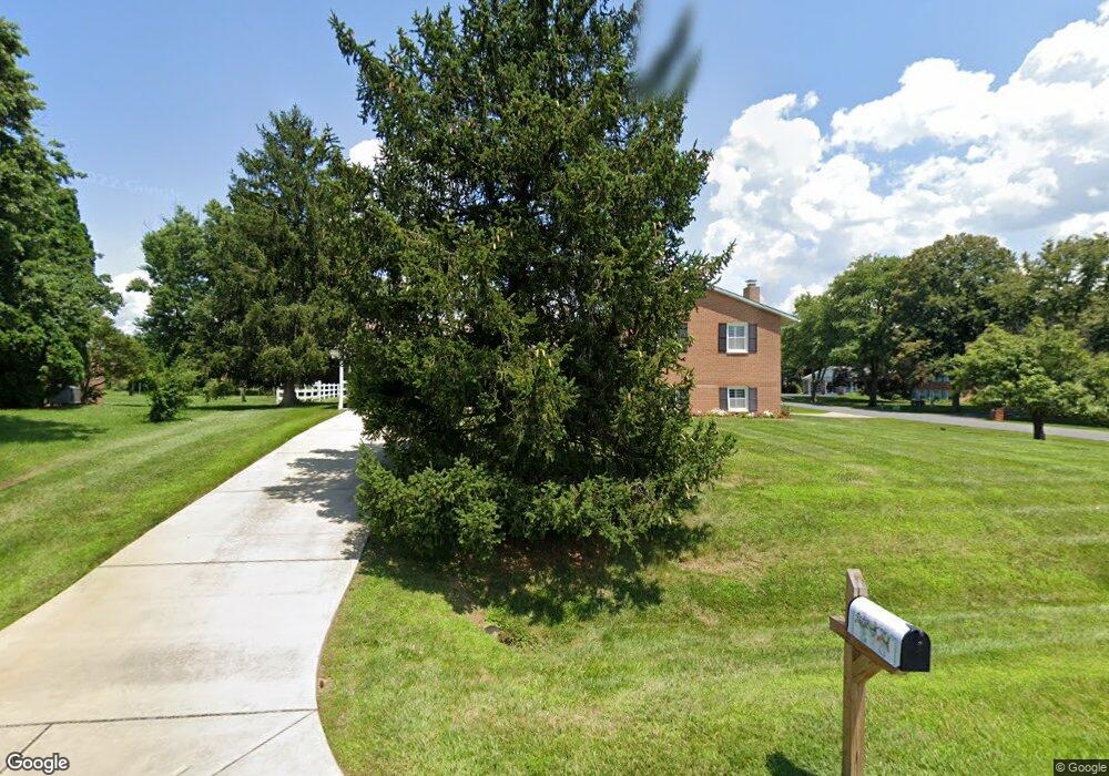 14801 Perrywood Dr, Burtonsville, MD 20866 - photo 1