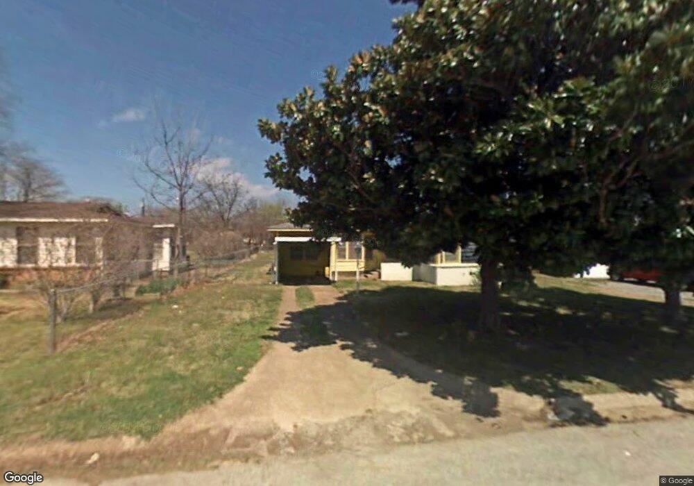 1723 W Johnson St, Denison, TX 75020 - photo 1