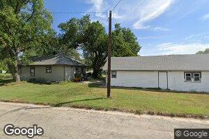120 S 9th St, Osborne, KS 67473