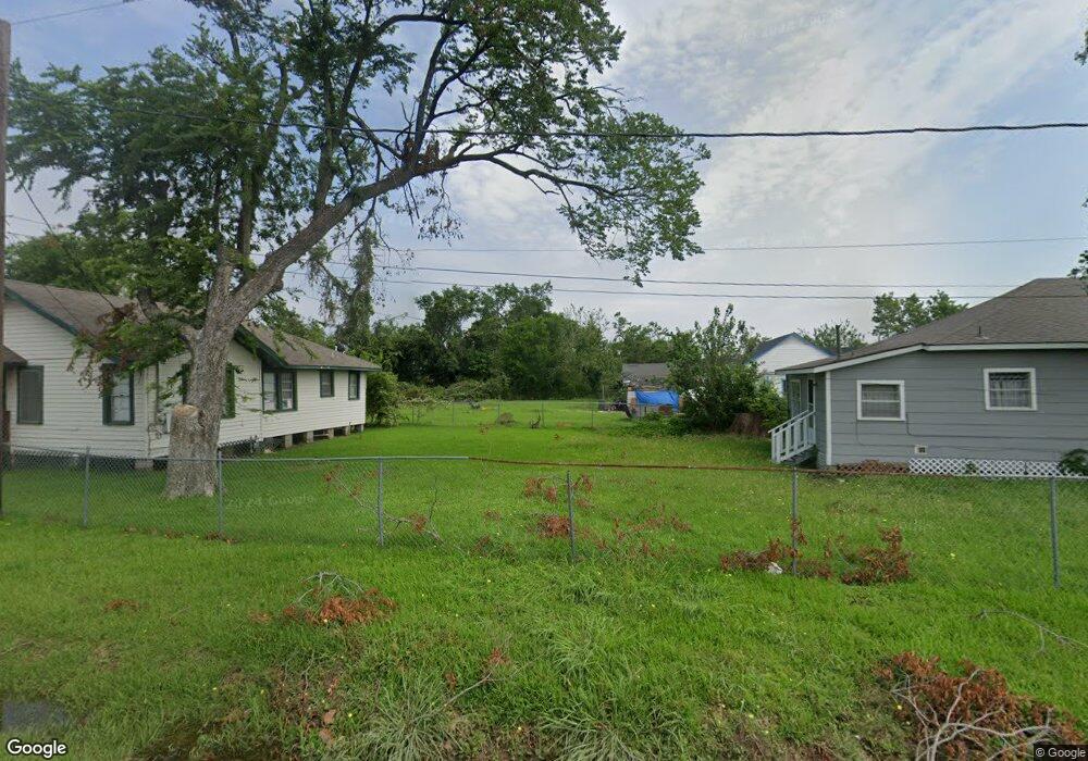 4331 Caplin St, Houston, TX 77026 - photo 1