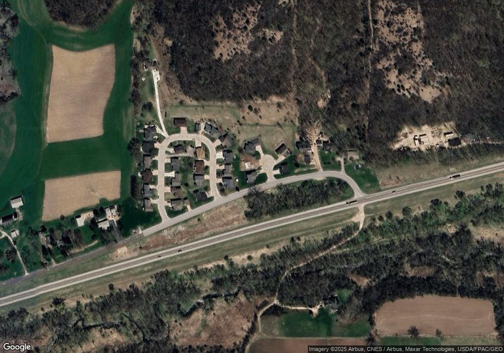 53 Bluebird Ct, Winona, MN 55987 - photo 1