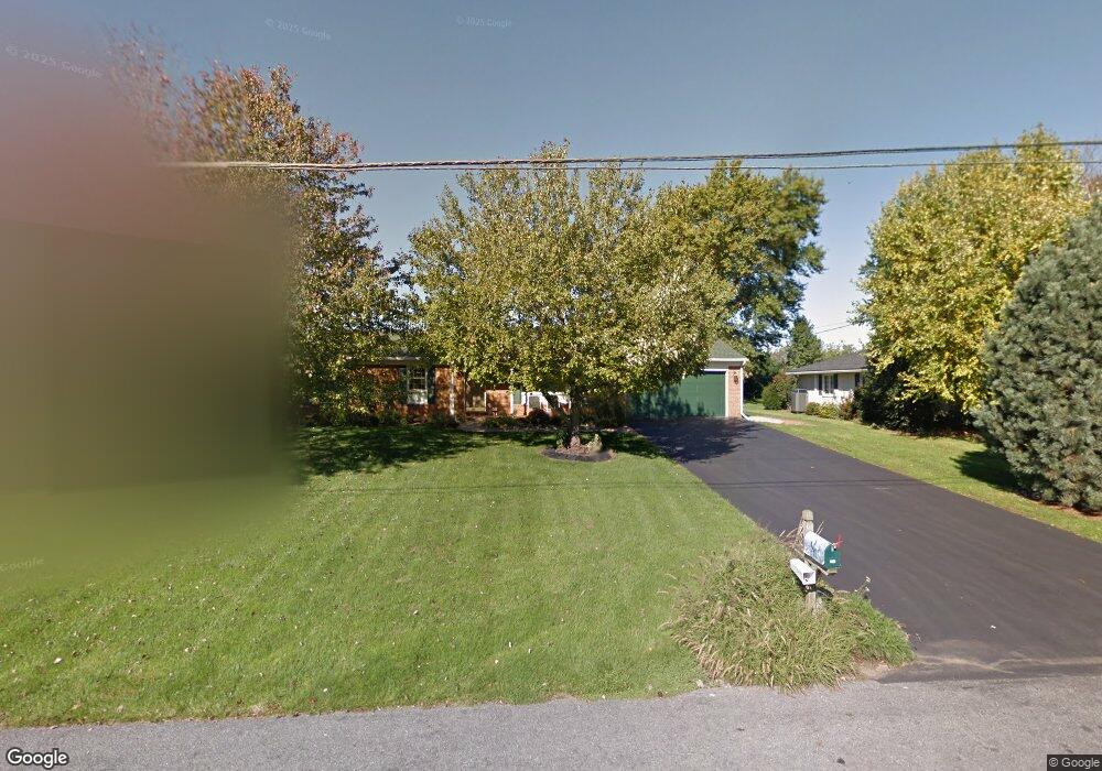 2967 Roosevelt Dr, Chambersburg, PA 17201 - photo 1