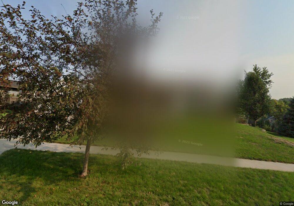 5022 Broadview Dr SE, Cedar Rapids, IA 52403 - photo 1