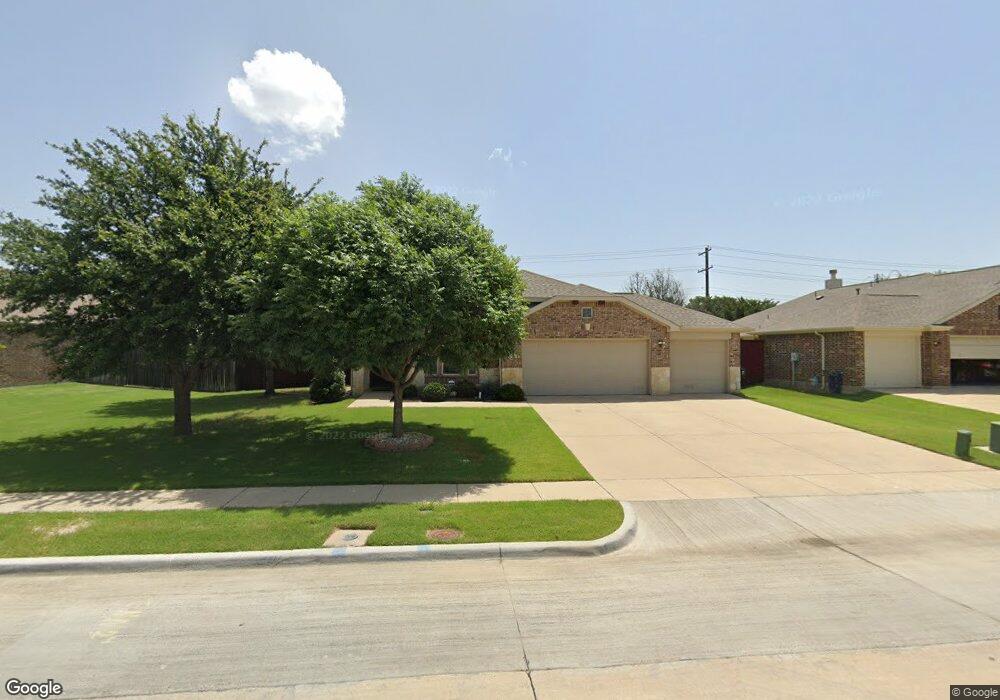 4024 Lone Star Ln, Denton, TX 76210 - photo 1