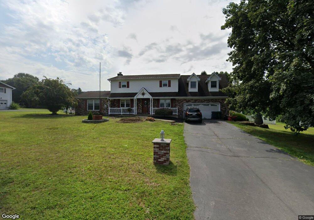 66 Aristocrat Cir, Sugarloaf, PA 18249 - photo 1