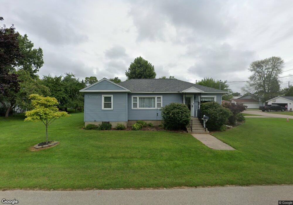 1102 36th Ave, Menominee, MI 49858 - photo 1