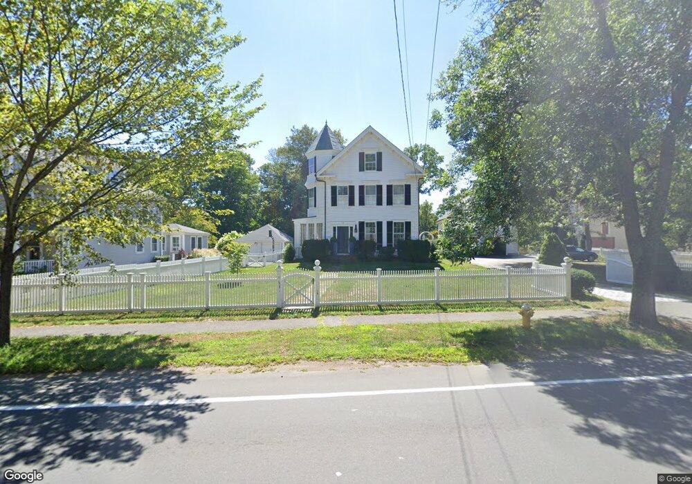 39 Leavitt St, Hingham, MA 02043 - photo 1