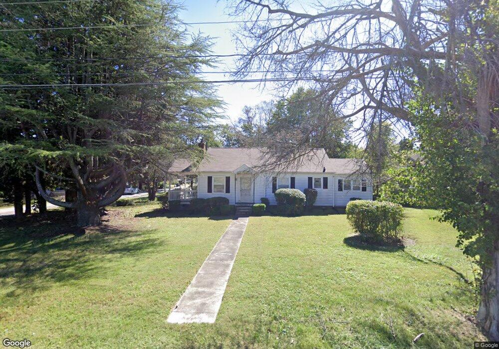 610 E Fairfield Rd, High Point, NC 27263 - photo 1