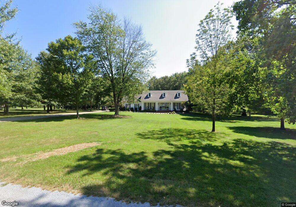 1510 Barnett Rd, Harrisburg, IL 62946 - photo 1