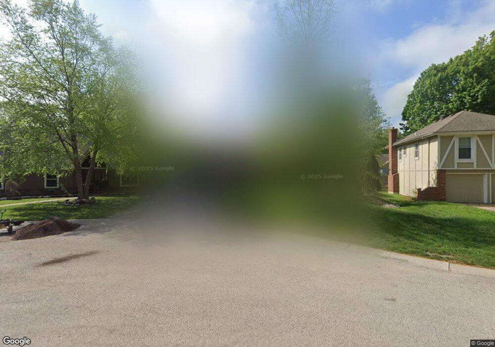 12323 W 100th Place, Lenexa, KS 66215 - photo 1